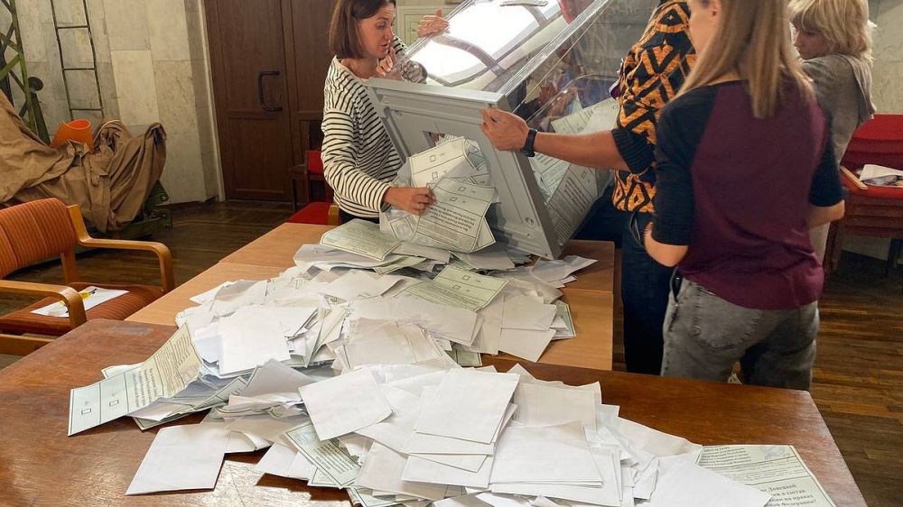 Референдум в Крыму: завершился пятый день голосования для ДНР, ЛНР, Запорожской и Херсонской областей