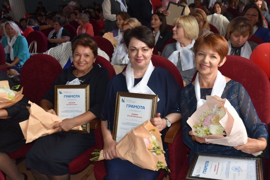 Работников дошкольного образования поздравили в Севастополе
