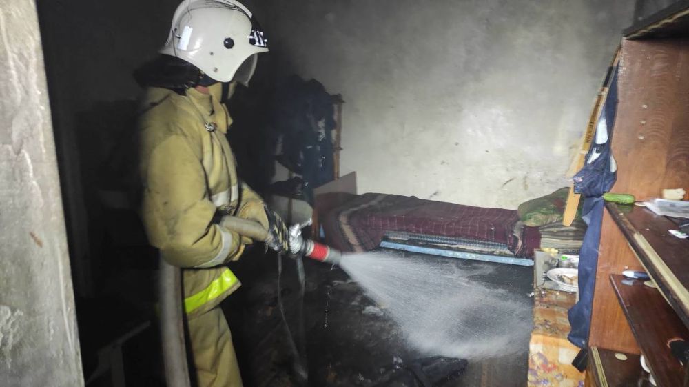 В Раздольненском районе на пожаре спасён человек