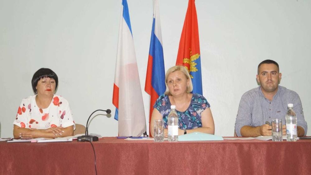 23 августа начальник Инспекции Элина Акулова провела встречу с Председателями Советов МКД Советского района