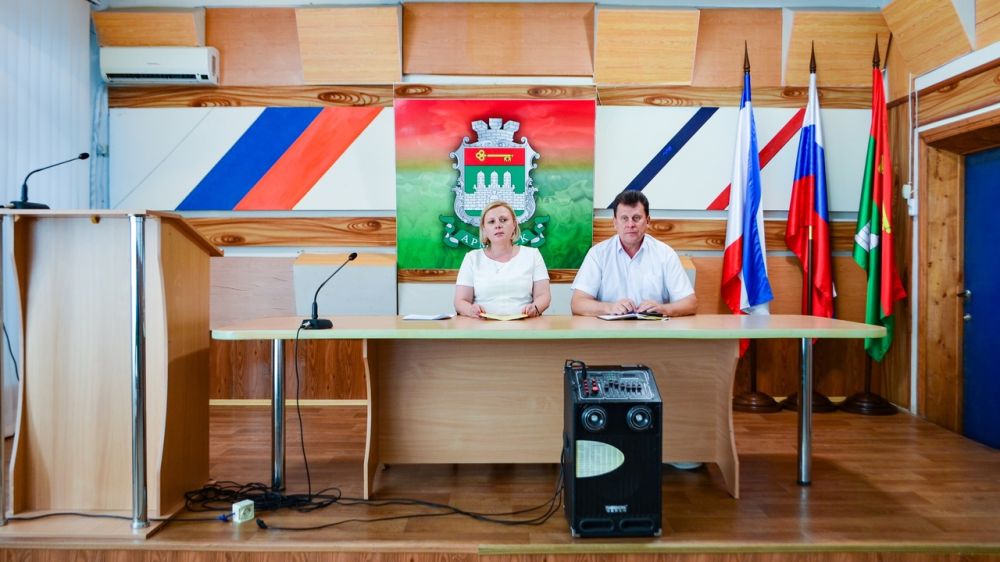 26 августа начальник Инспекции Элина Акулова провела встречу с Председателями Советов МКД г. Армянск