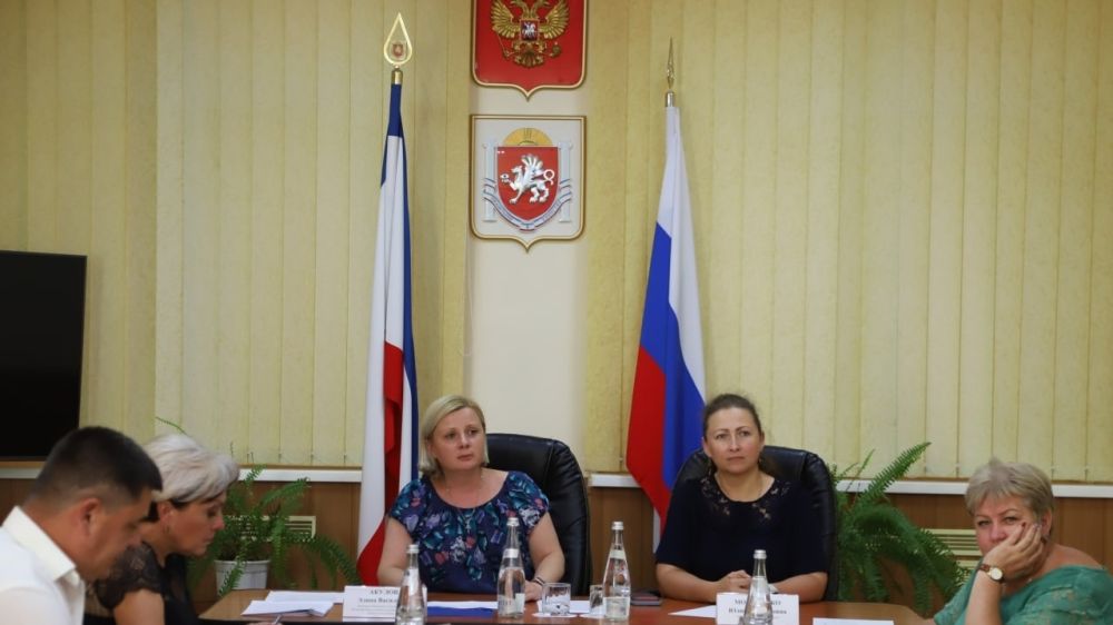 30 августа начальник Инспекции Элина Акулова провела встречи с Председателями Советов МКД Бахчисарайского района