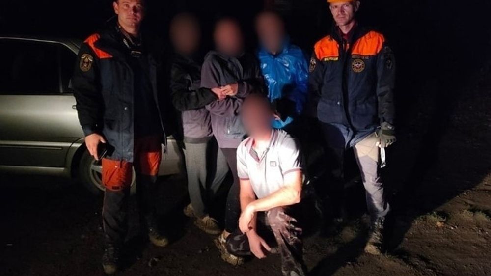 В Крыму с горы Бойка эвакуировали семь заблудившихся туристов