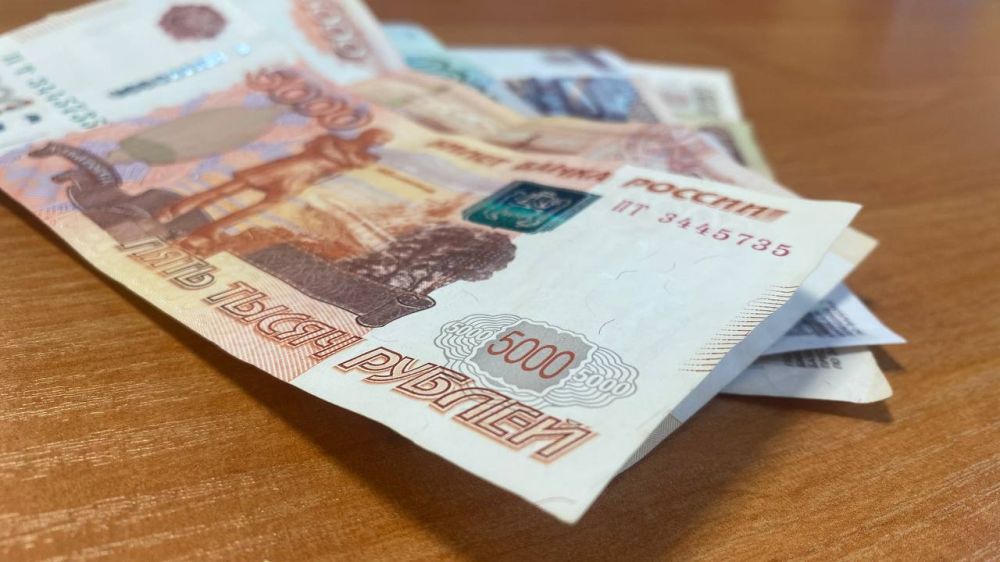 Директора одного из МУПов Алушты обвиняют в получении взятки в 900 тысяч рублей 