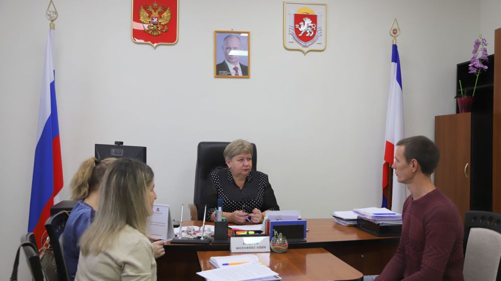Глава администрации Бахчисарайского района Людмила Пучкова провела еженедельный прием граждан