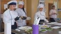 Крымские школьники попробовали себя в профессии повар, кондитер