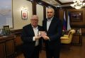 Сергей Аксёнов получил Почётный знак «За гражданское служение»