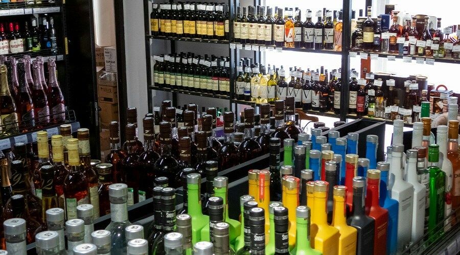 Минимальную розничную цену могут установить на весь алкоголь в России
