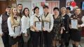 Людмила Рогозная поздравила коллектив МФЦ в Джанкое с восьмилетием со дня открытия.