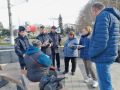 В Симферополе сотрудники полиции совместно с Общественным советом провели информационную акцию, приуроченную ко Всемирному дню борьбы со СПИДом