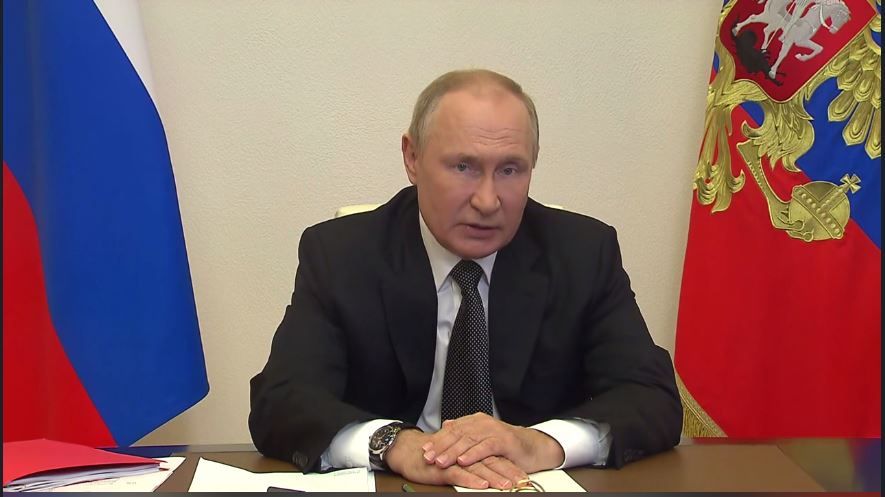 Президент России отметил важность сухопутного коридора, соединяющего Крым с остальной частью РФ