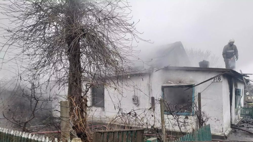 На севере Крыма на пожаре в частном доме погиб мужчина