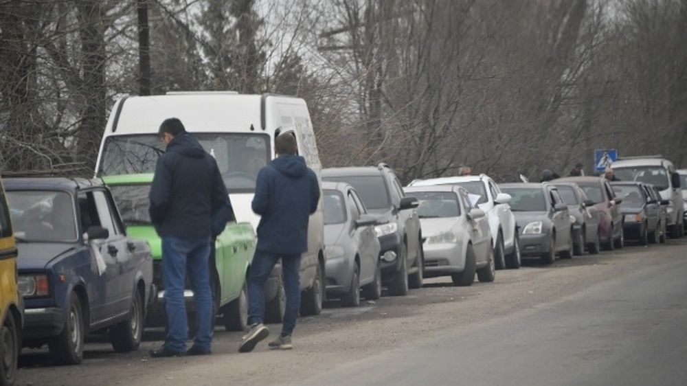 Нагрузка на пунктах пропуска через сухопутный коридор в Крым выросла в 10 раз
