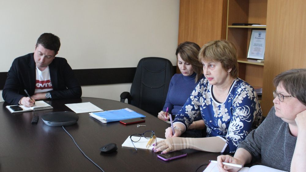 Заместитель главы администрации Сакского района Антон Новиков провёл приём граждан