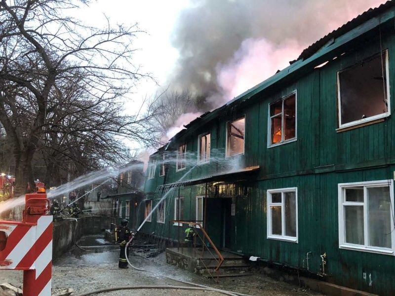 Сгоревший дом на севастопольской улице Яблочкова демонтируют в 2023 году
