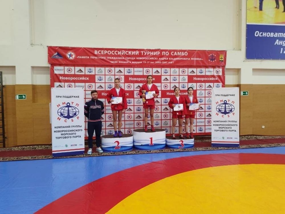 Крымские спортсмены завоевали шесть медалей во Всероссийском турнире по самбо