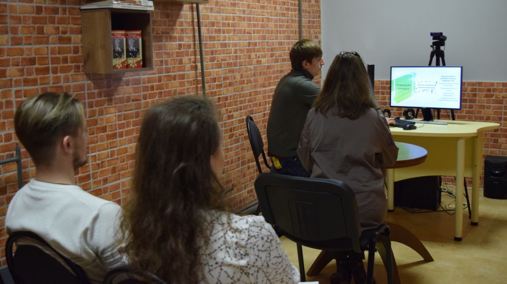 Состоялся межведомственный семинар для библиотекарей учебных заведений Крыма