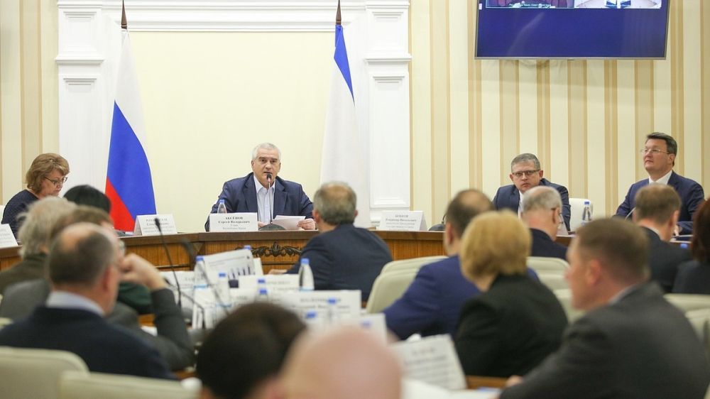 Аксенов заявил о важности подготовки инженерных кадров в Крыму