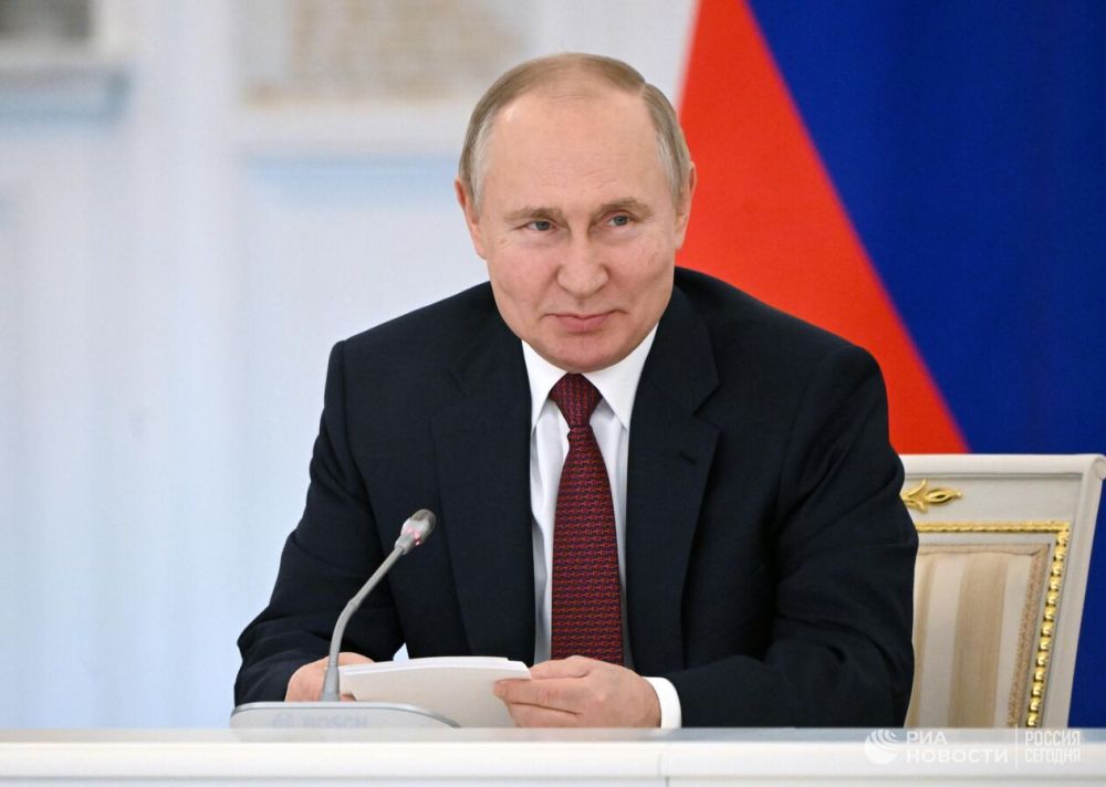 Путин поручил внедрить отдельный курс по истории для молодежи