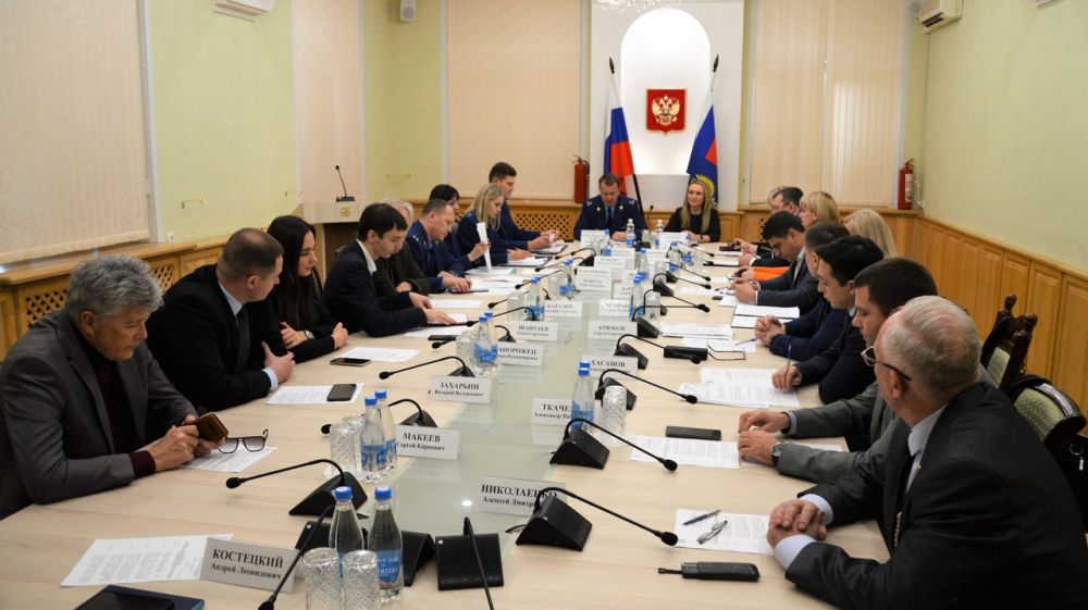 В прокуратуре Республики Крым состоялось заседание Общественного совета по защите малого и среднего бизнеса