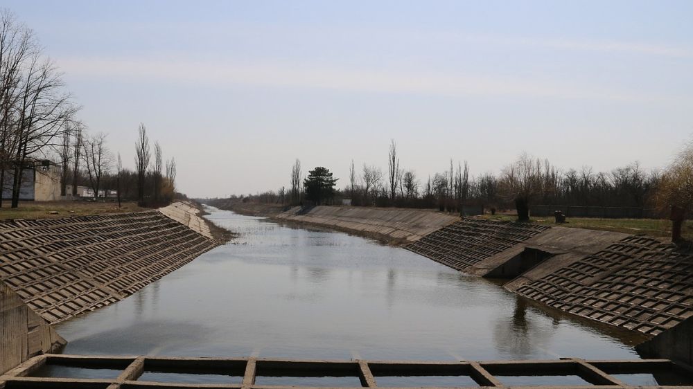 Северо-Крымский канал начали готовить к следующему поливному сезону