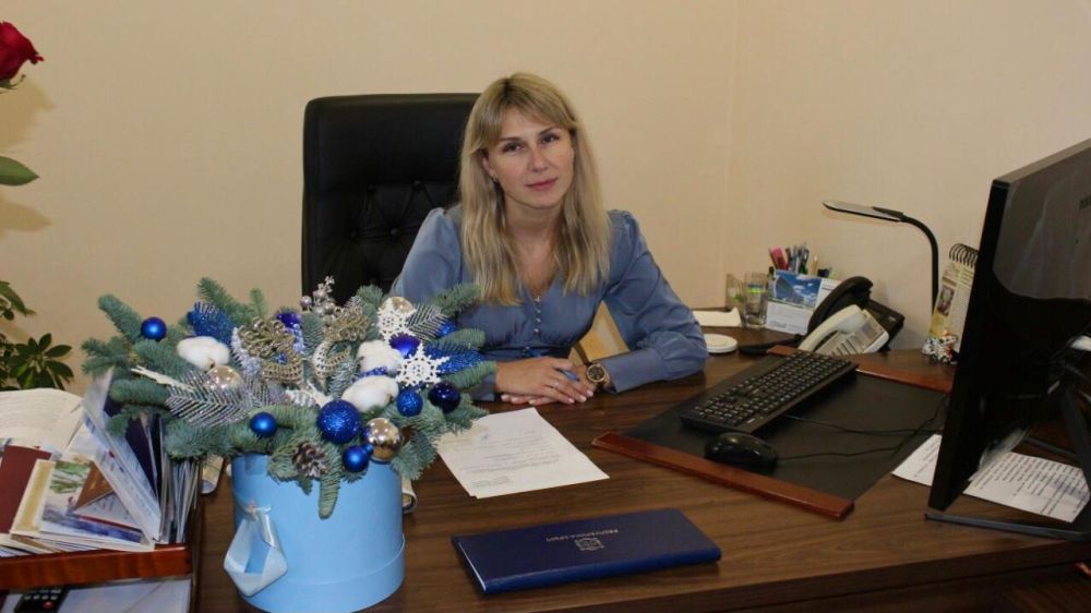 Поздравление министра экологии и природных ресурсов Республики Крым Ольги Славгородской с Новым годом