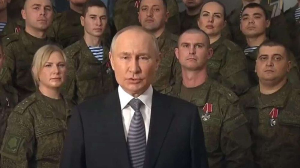 Путин обратился к россиянам из штаба Южного военного округа