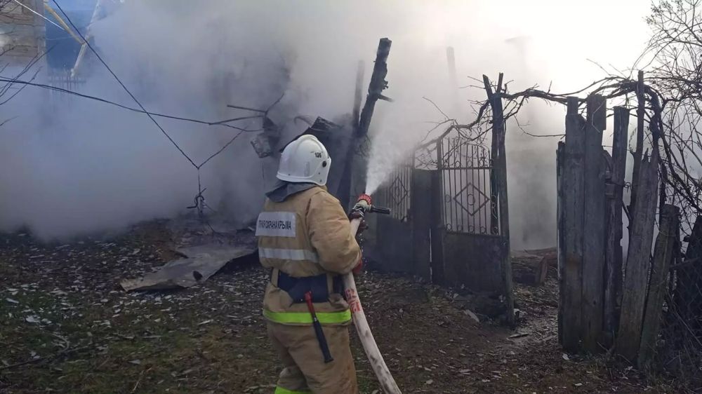 В Крыму на пожарах спасли 115 человек