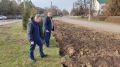 Денис Олейник проконтролировал ход работ по озеленению населенных пунктов района