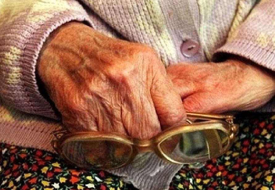 В Севастополе лжеэлектрики похитили из дома пенсионерки все сбережения
