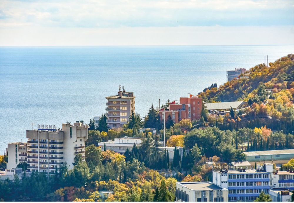 Как крымские отели и санатории готовятся к курортному сезону