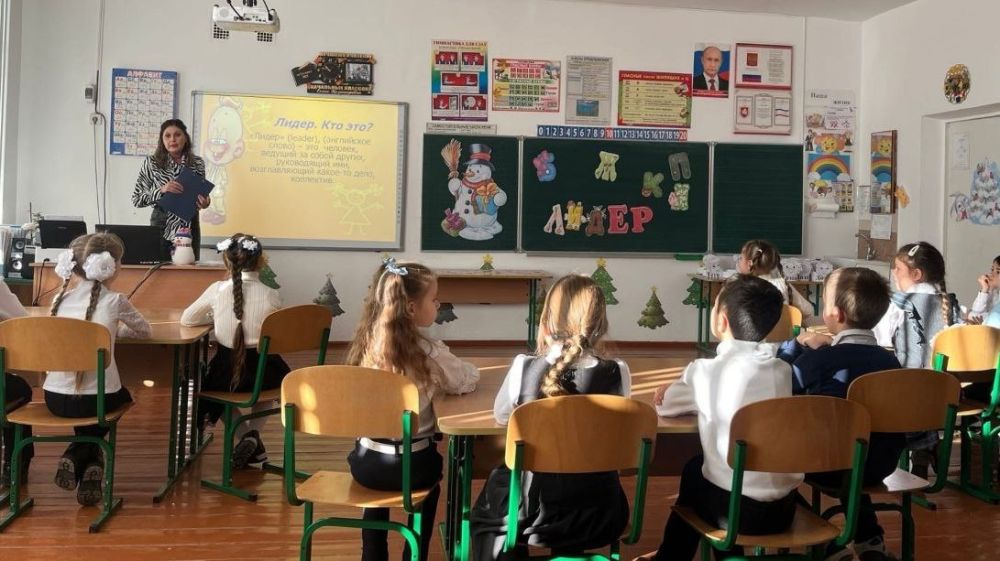 Мероприятия Года педагога и наставника в Крыму будут направлены на повышение престижа профессии учителя