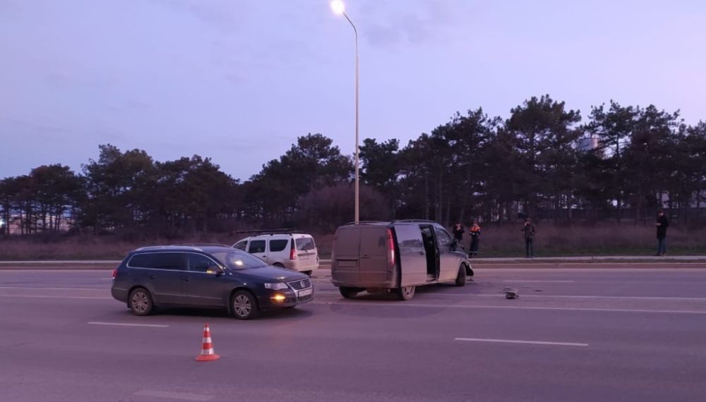 В ДТП на дороге «Севастополь – Камышовая бухта» пострадали два человека