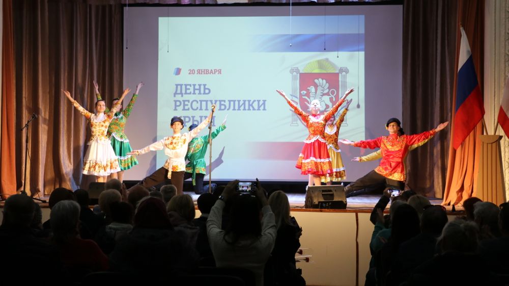 «Наш Крым»: феодосийцы отметили День республики