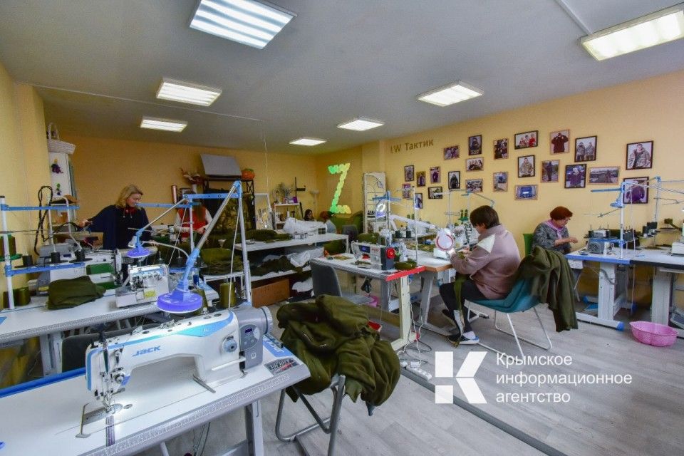 Волонтёры из Симферополя ищут швей для пошива одежды для военных