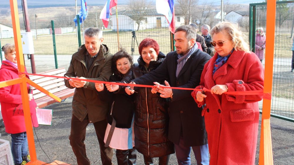 В с. Лечебное Белогорского района состоялось торжественное открытие нового модульного фельдшерско-акушерского пункта