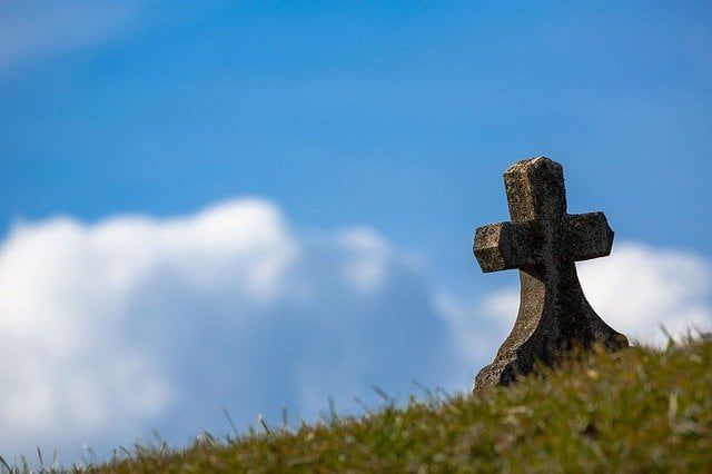 В Симферополе родственникам привезли на кладбище чужое тело