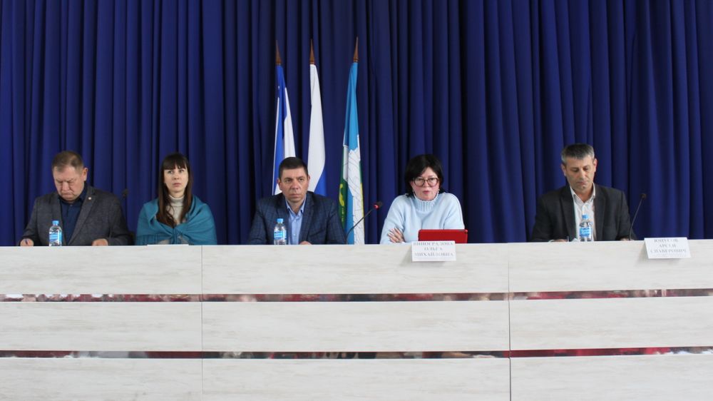 В администрации Белогорского района состоялось рабочее совещание по проблемным вопросам жилищно-коммунального хозяйства