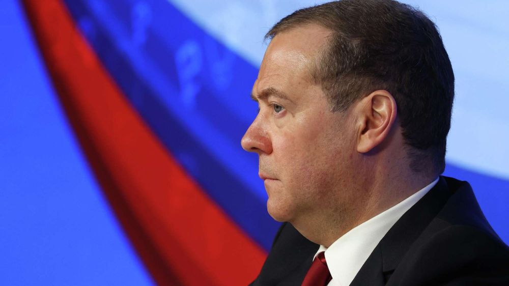 Переговоров не будет: Медведев озвучил ответ РФ в случае ударов по Крыму