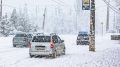 Шесть автомобилей застряли в снегу под Алуштой