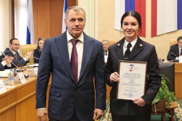 Крымские молодые ученые и студенты получили гранты и премии парламента республики