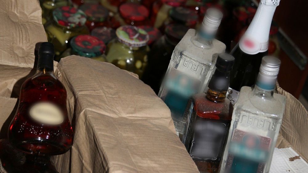 В Крыму полиция накрыла подпольное производство алкоголя