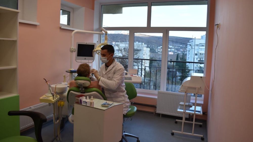 Более полмиллиона крымчан получили стоматологическую помощь в медорганизациях Минздрава Крыма за прошлый год