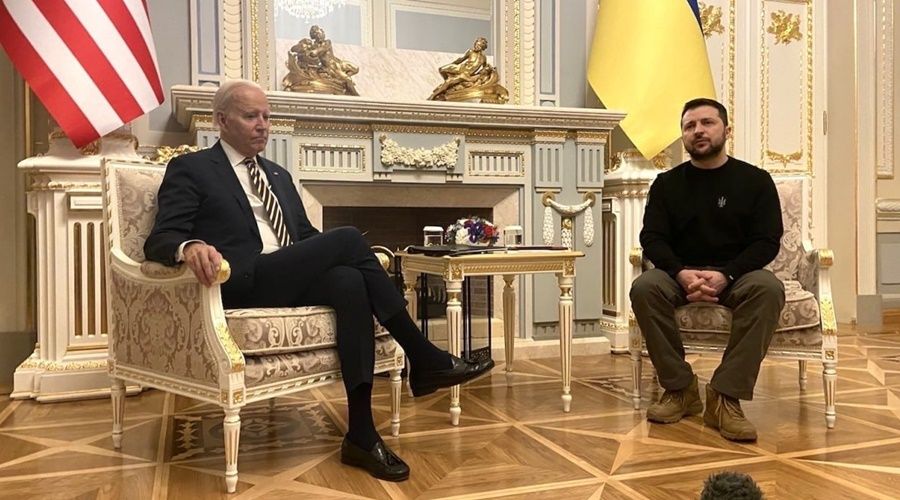 Сенатор от Крыма назвал визит Байдена в Киев провокацией