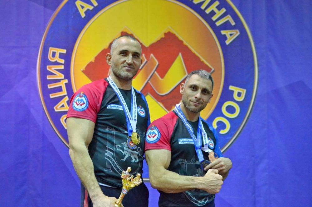 Крымские рукоборцы выиграли медали чемпионата России