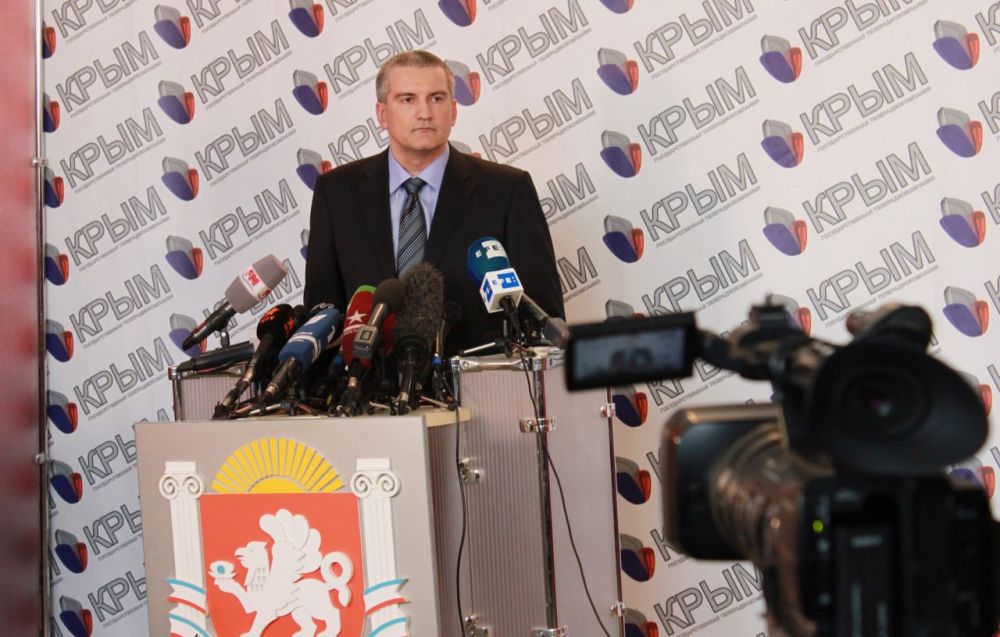 13 03 2014. Проукраинские митинги в донецке. Проукраинские митинги в донецке в 2014. Донецк март 2014 площадь ленина. 13 03 2014.