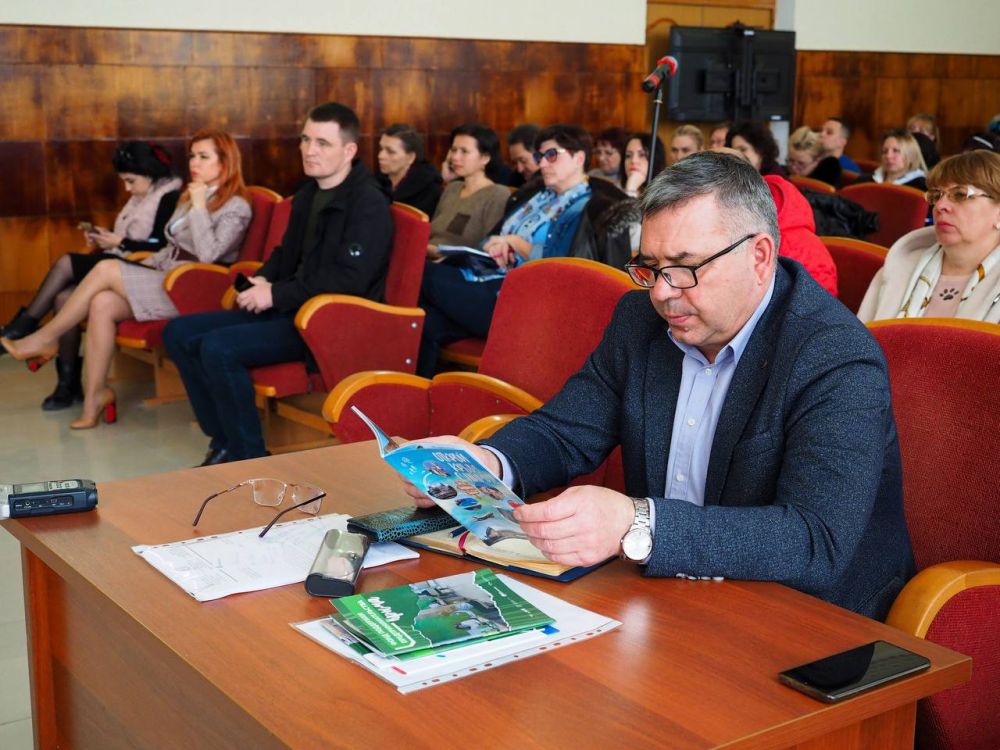 В Черноморском районе прошло информационное мероприятие для предпринимателей от контрольно-надзорных органов «Внеплановая...