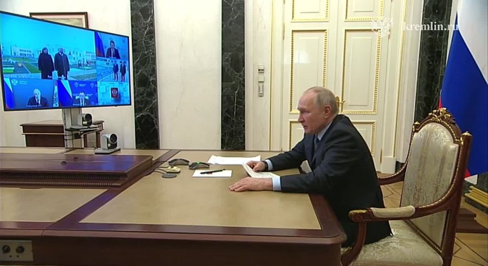 Президент России Владимир Путин поздравил крымчан с наступающим Днем воссоединения Крыма с Россией