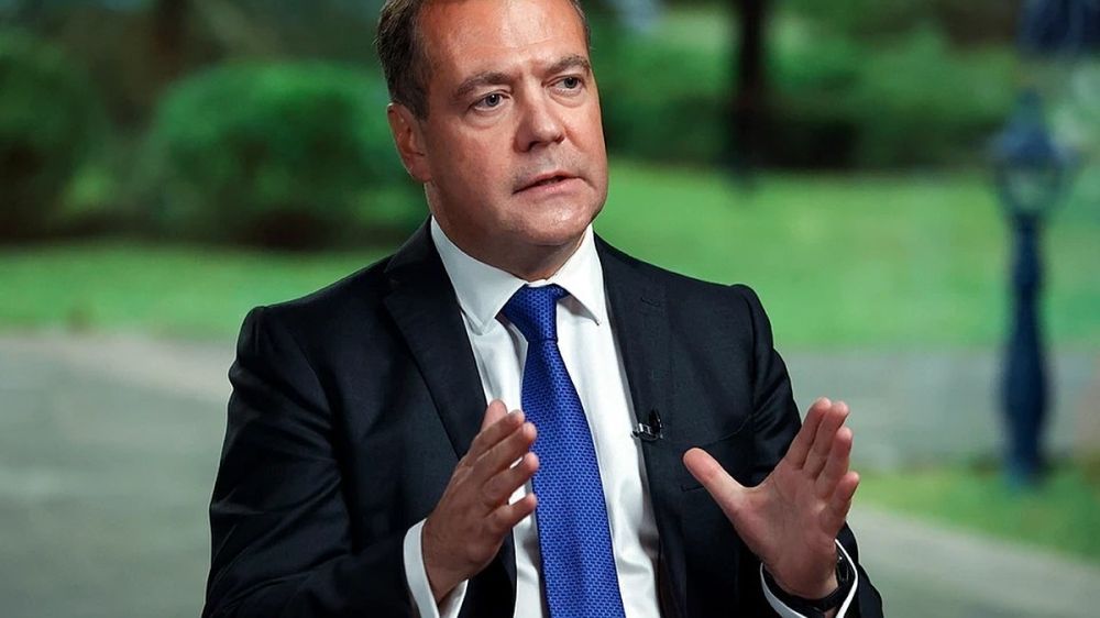 Медведев предупредил Украину о последствиях в случае попытки захватить Крым
