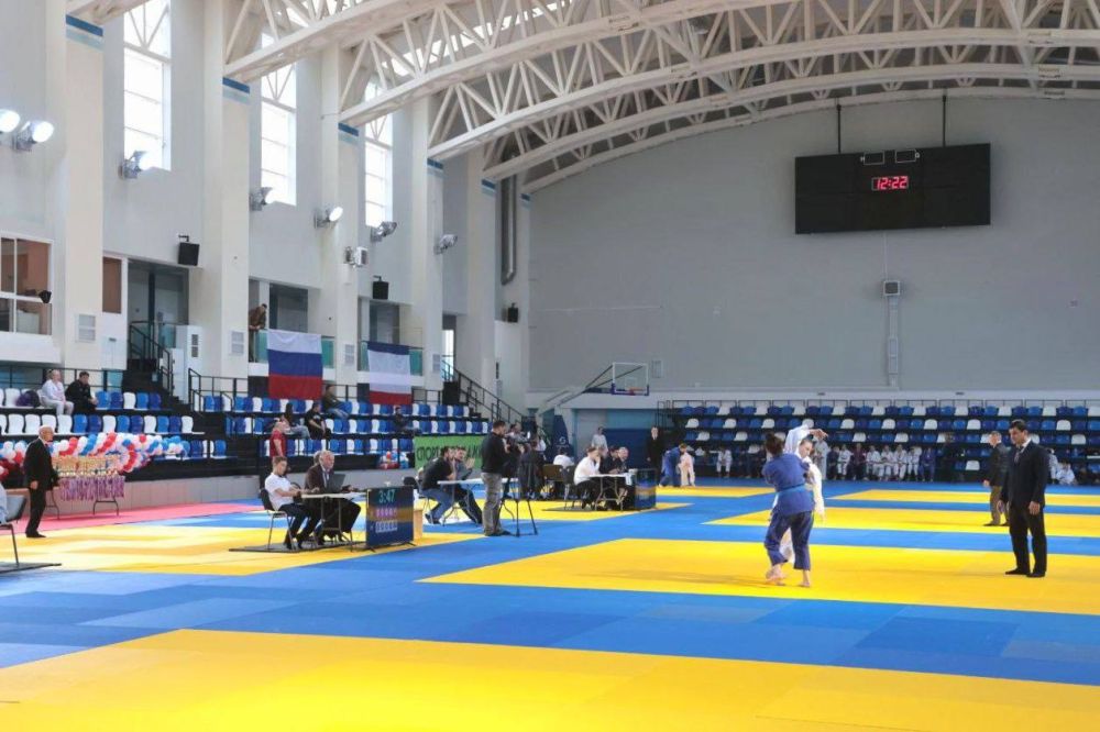 турнир пройдет в крыму. мчс крым. турнир пройдет в крыму. турнир пройдет в крыму. кубок россии по гиревому спорту 2022 алушта.